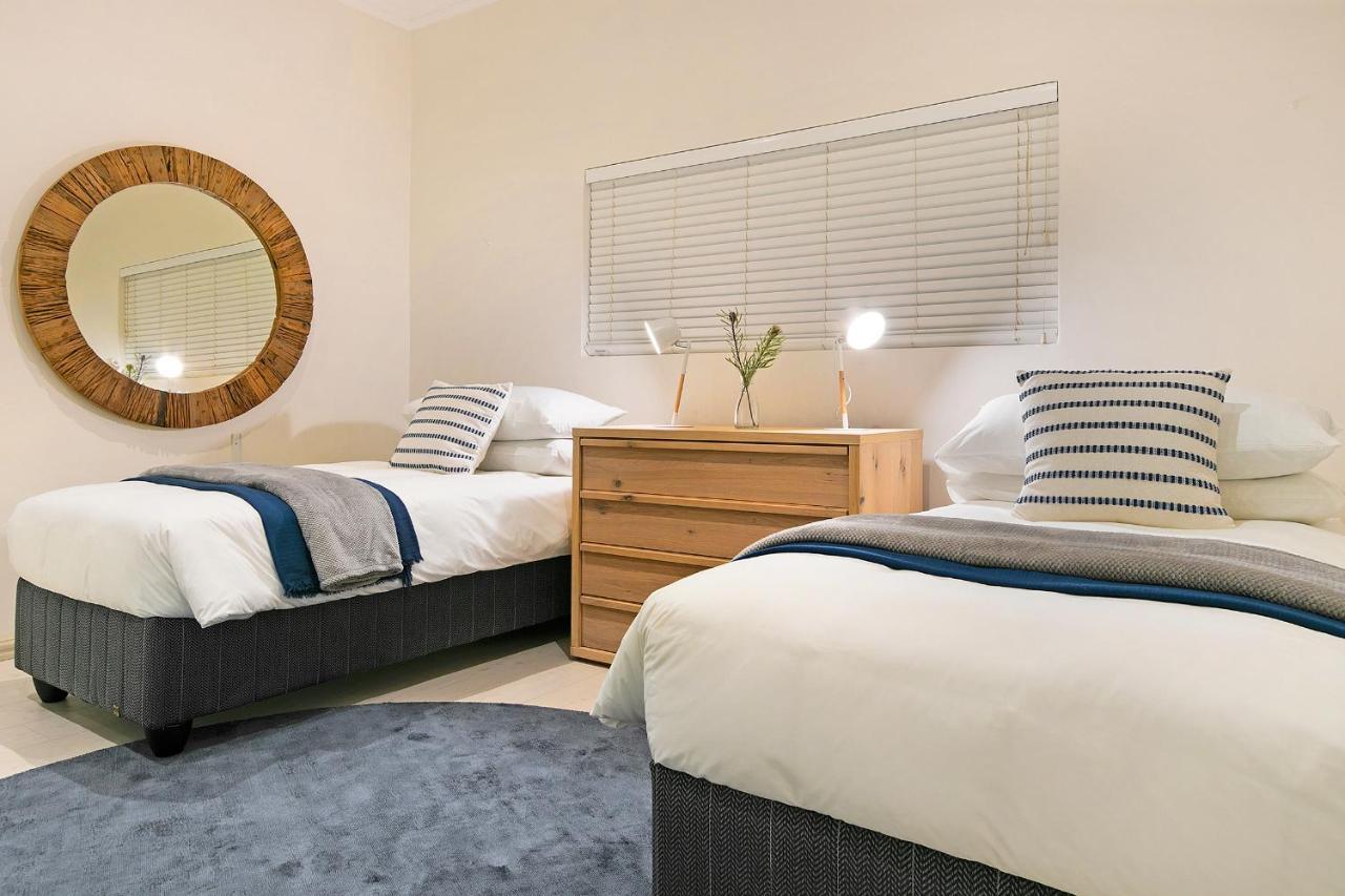Luxury Serviced Mountain Villa In Constantia Kapstadt Exterior foto