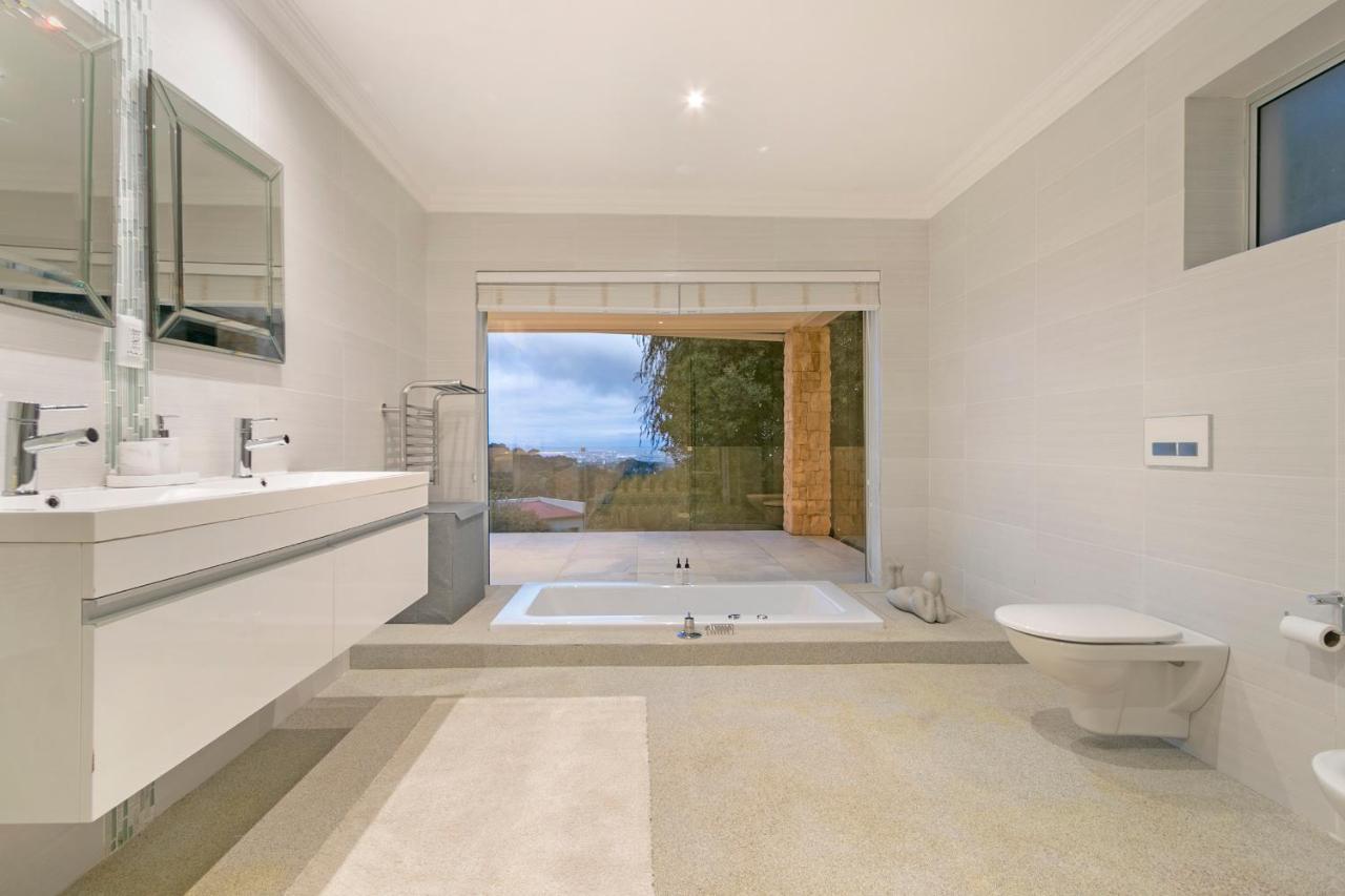 Luxury Serviced Mountain Villa In Constantia Kapstadt Exterior foto