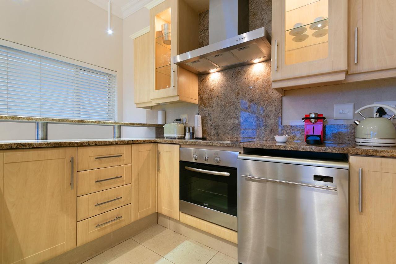 Luxury Serviced Mountain Villa In Constantia Kapstadt Exterior foto